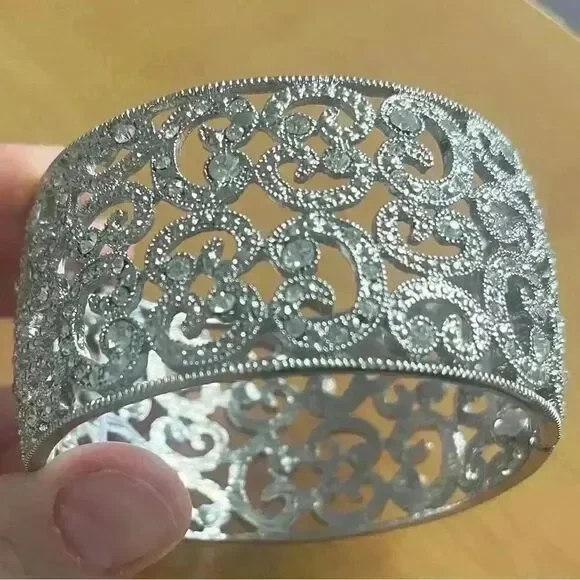 Chunky Silver tone sparkling rhinestone bangle bracelet fillagree detail - Picture 2 of 6